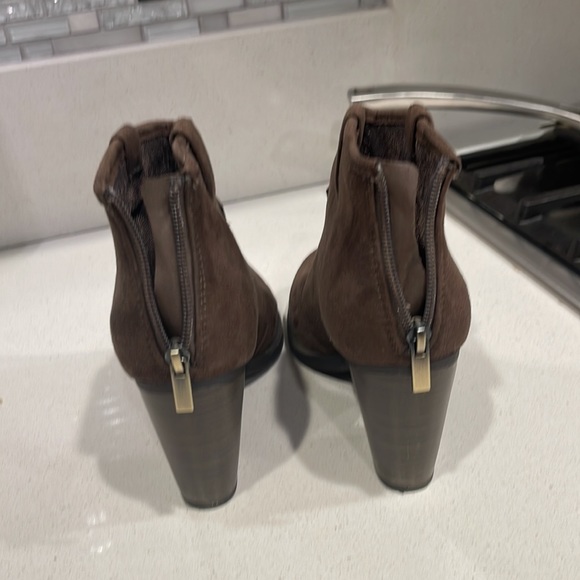 Womens ankle boots - Picture 2 of 5